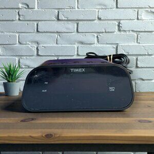 Timex T121B alarm clock .7" red display loud/soft alarm Battery backup TESTED